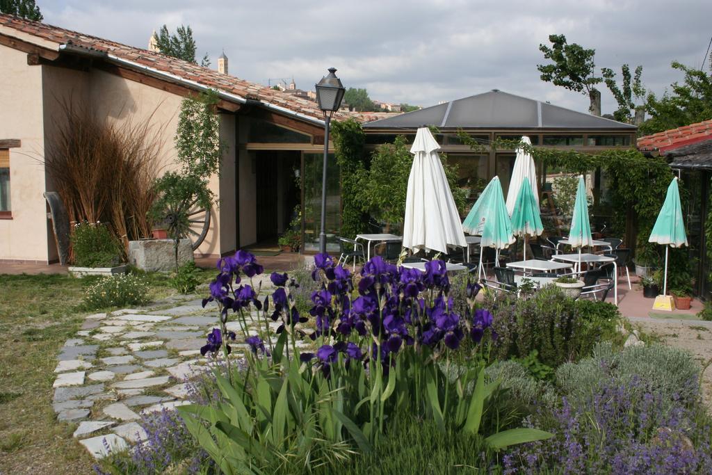 La Huerta De San Lorenzo Hotel Segovia Bagian luar foto